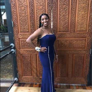 Meet your Posher, Colebe